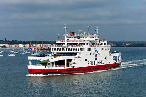 Taxis Red Funnel Ferries East West Cowes