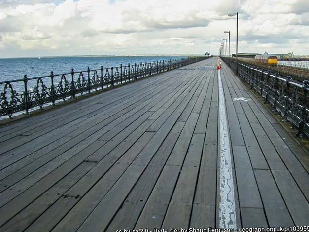 image of ryde pier on the isle of wight